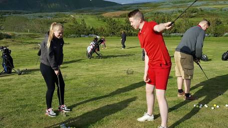 Nliagolf