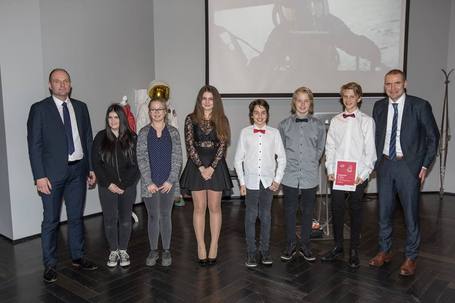 Nemendur r Borgarhlsskla